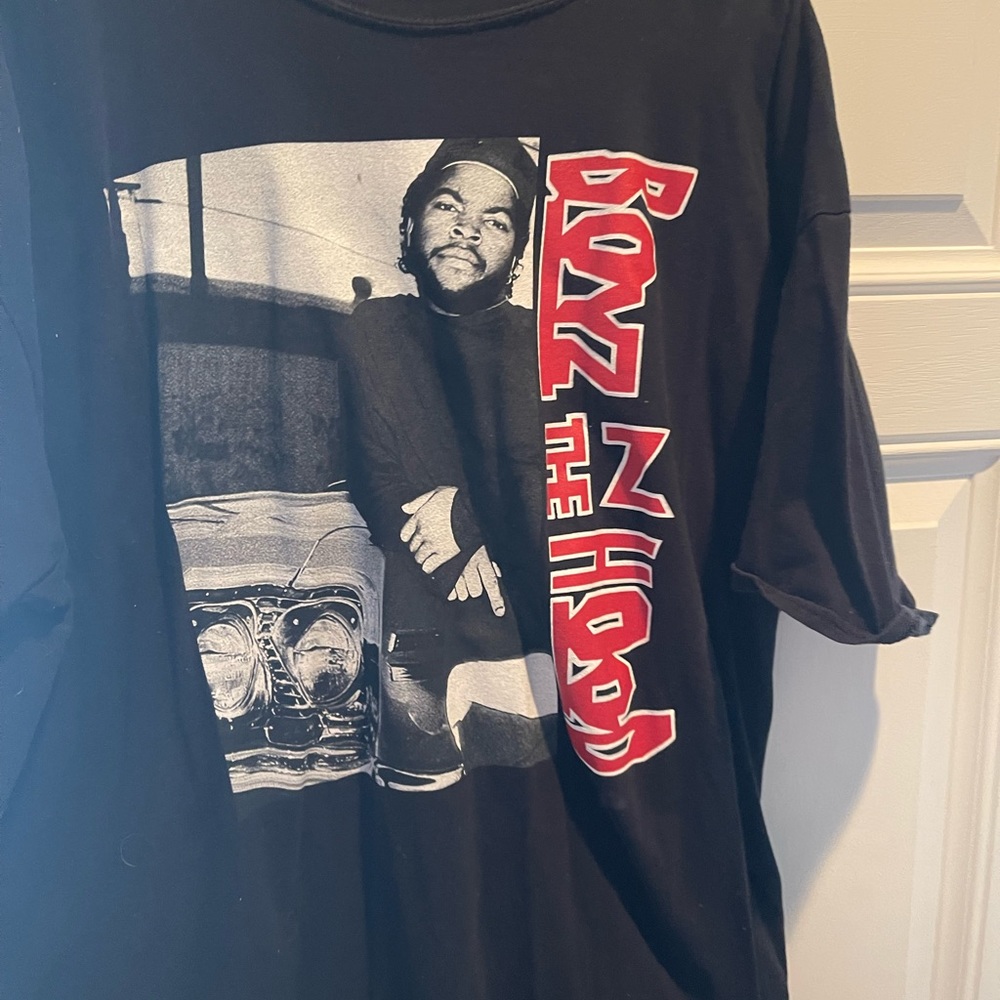 Black boys in the Hood featuring ice cube T-Shirt